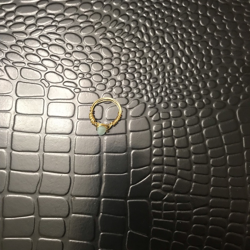 Wire-wrapped ring - Picture 2 of 2